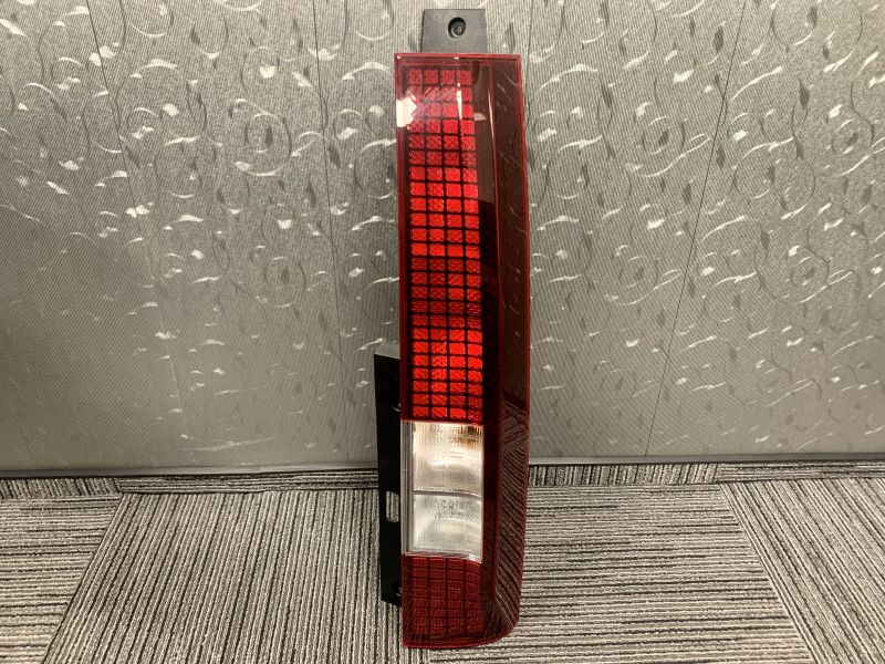 92402CG000 Стоп правий (ліхтар)