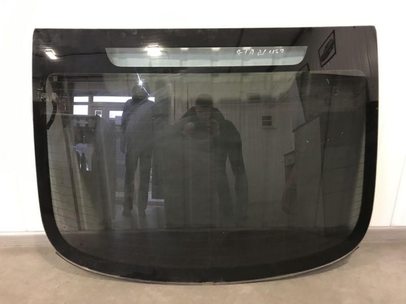 87110L0000 Скло заднє