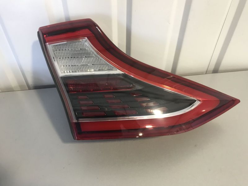 92403G7000 Стоп внутренний LED левый (фонарь)