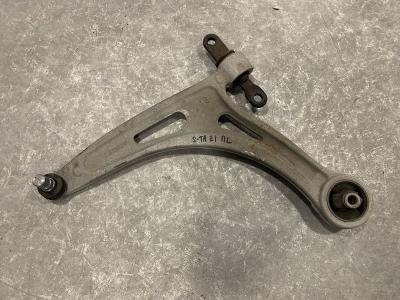 54500L1000 Важіль передній лівий