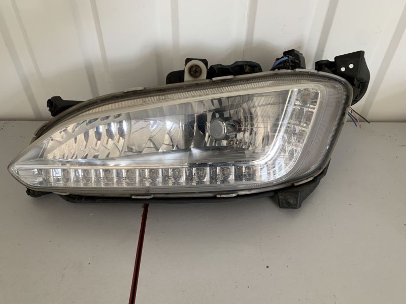 92201-2W100 Протитуманна фара передня LED (1 лампа) ліва «LED не працює»