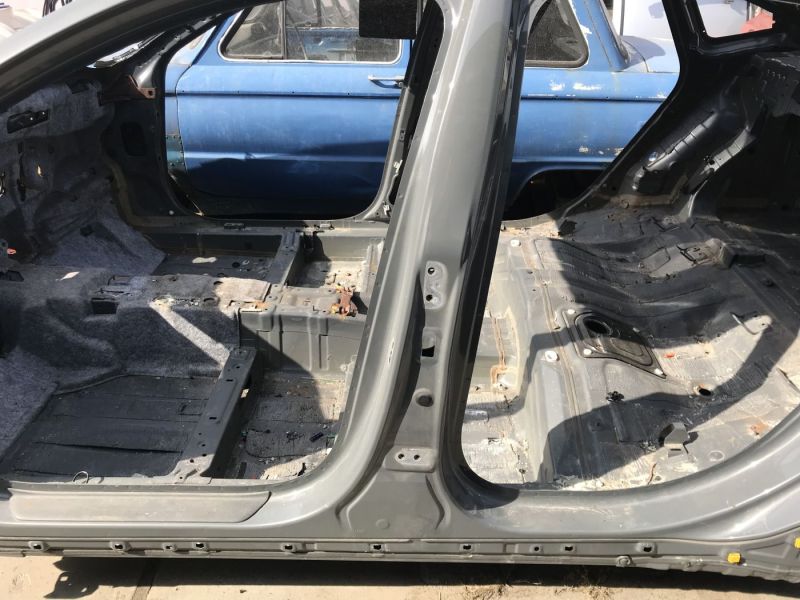 71110L0A00 Стійка з порогом ліва