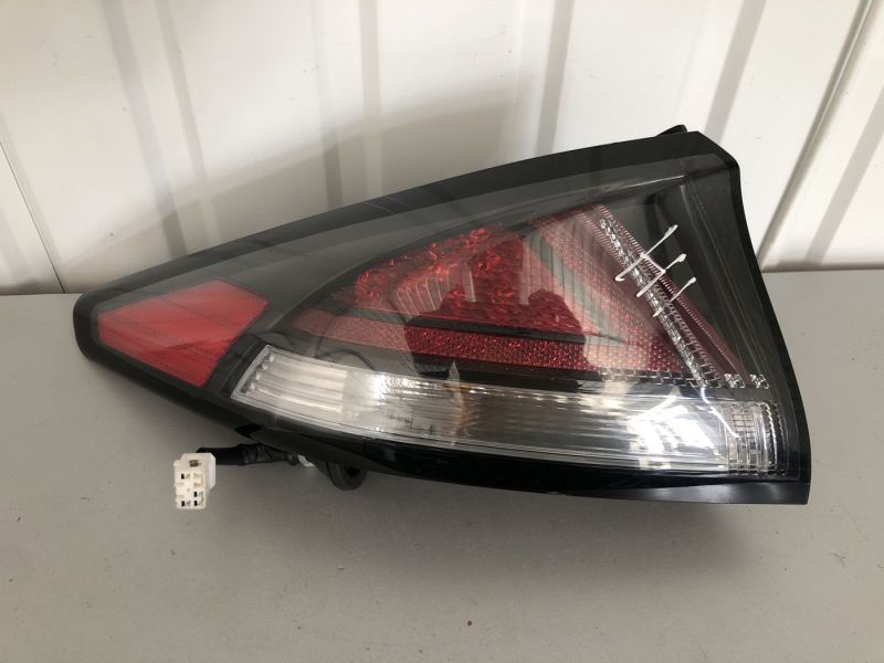 92401g2200 Стоп зовнішній LED лівий (ліхтар)