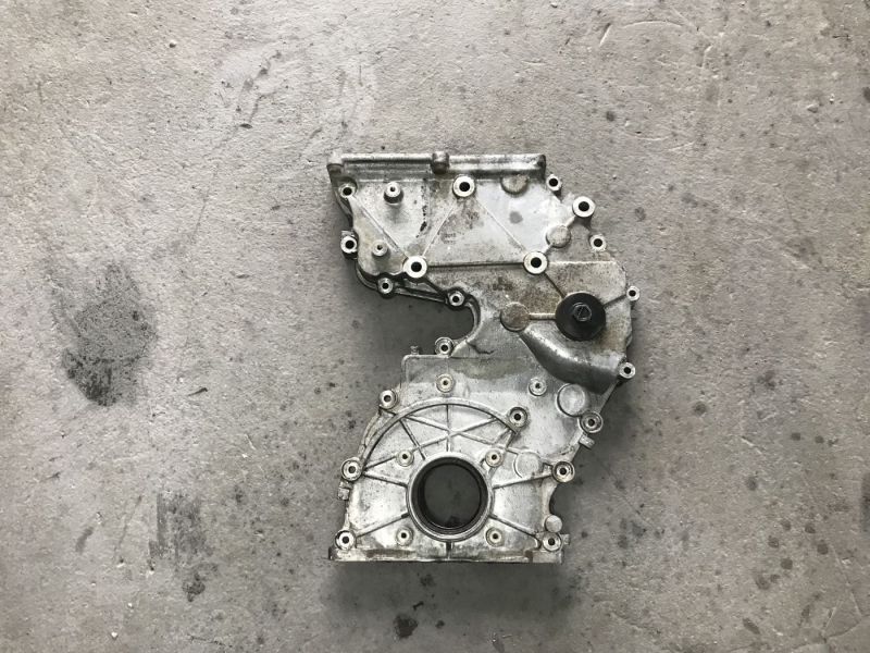 213502F600 Кришка ГРМ (D4HB)