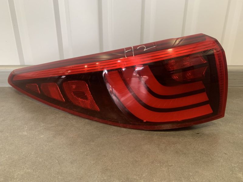 92401F1100 Стоп зовнішній LED лівий (ліхтар)
