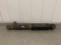 Амортизатор задній