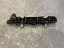 Кронштейн переднього лівого крила