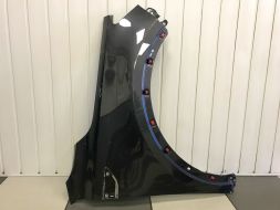 Крило переднє праве