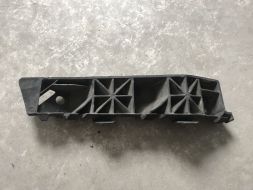 Кронштейн переднього правого крила