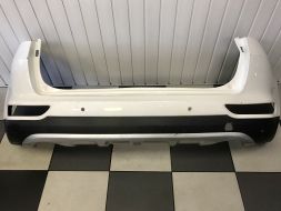 Бампер задній комплектний