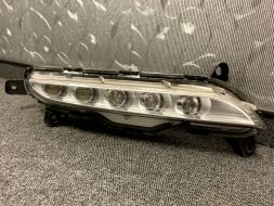 Протитуманна фара передня LED права (ДХВ)