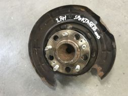 Кулак задній правий в зборі (цапфа) 2WD