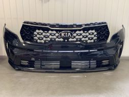 Бампер передній комплектний