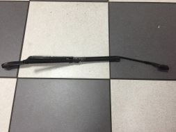 Кронштейн переднього двірника лівого