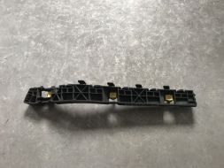 Кронштейн заднього лівого крила