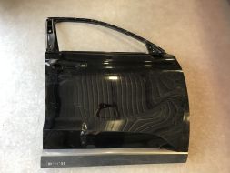 Двері передні праві