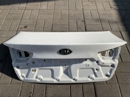 Кришка багажника (ляда)