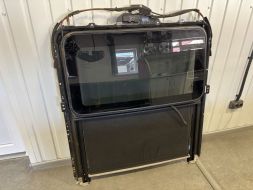 Люк у зборі