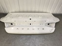 Кришка багажника (ляда)