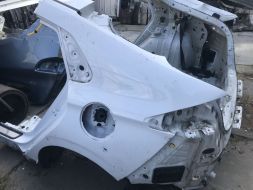 Крило заднє ліве Hybrid (чверть задня)